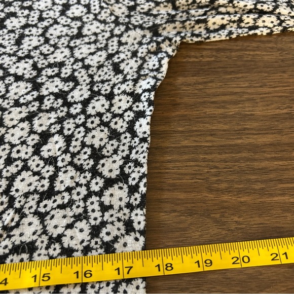 ❤️ Aeropostale Monochrome Floral Long Sleeve Tee XL - Picture 8 of 10
